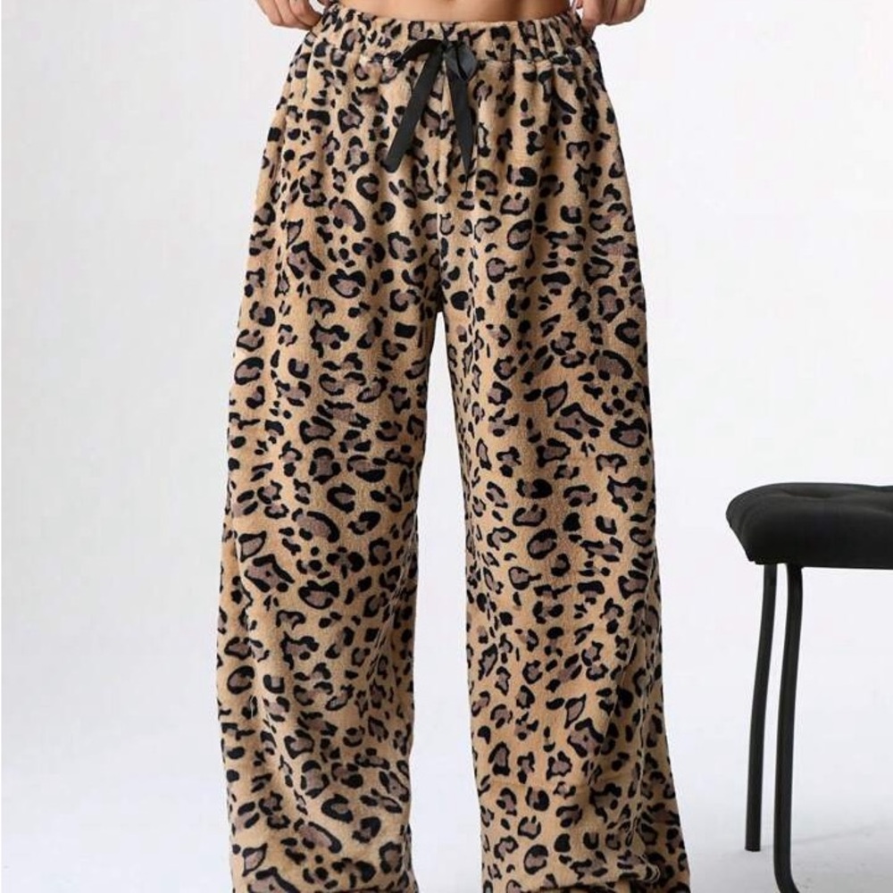 Leopard print pj fluffy pants